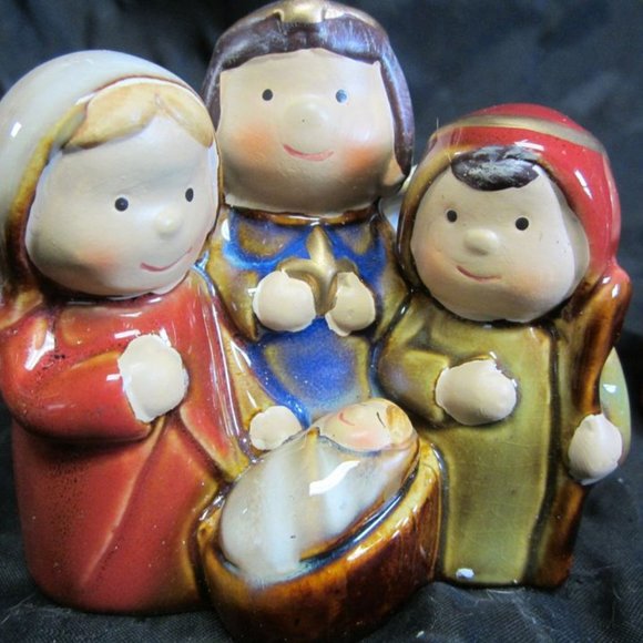 VINTAGE 90'S ALL IN ONE CERAMIC NATIVITY W/4 FIGURES, SET OF 2 - Picture 4 of 6